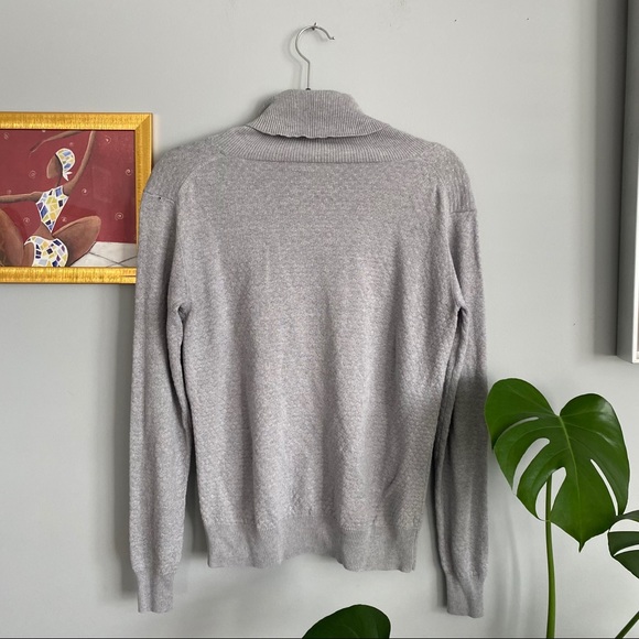 Aritzia Wilfred Grey Turtleneck - Picture 5 of 6